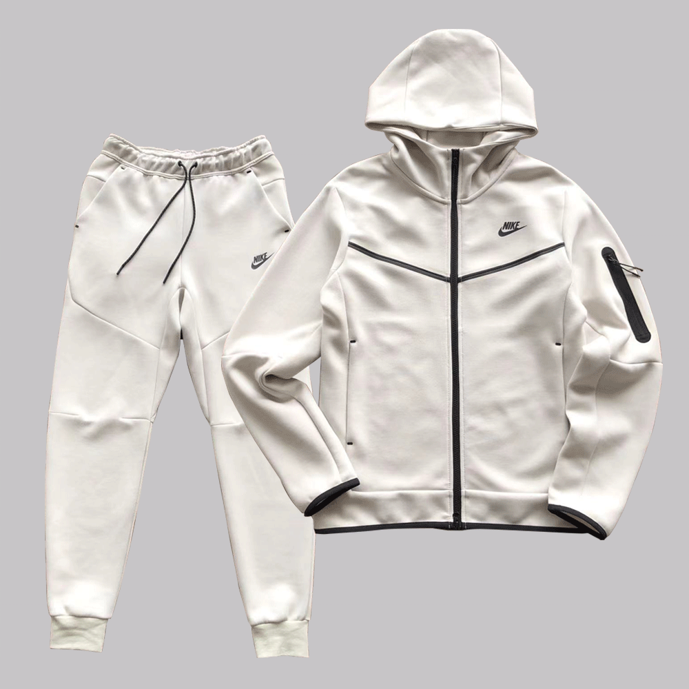 Conjunto Nike Tech Fleece Creamy